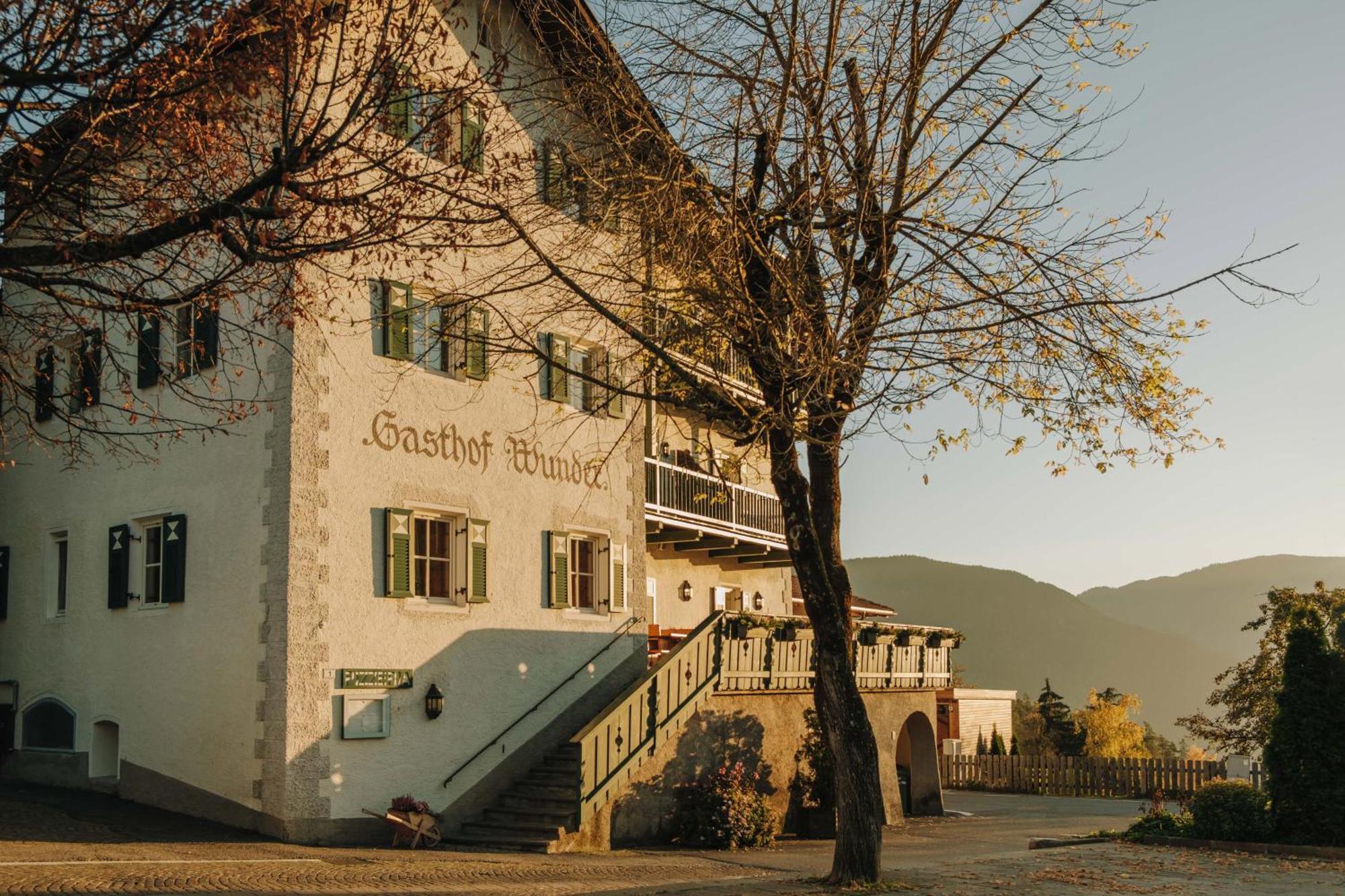 Hotel Wunder 3*